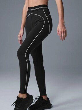 All Yoga Heart Throb Leggings Black White size Small EUC